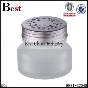 frosted glass jar with silver cap 50g