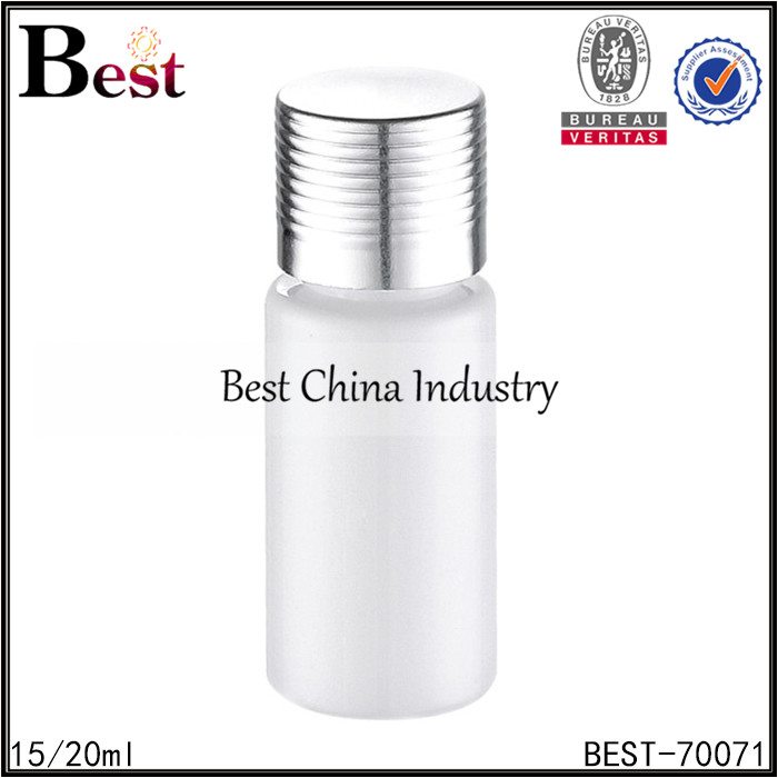 5 Years manufacturer
 white plastic bottle with silver screw cap 15/20ml Factory for St. Petersburg